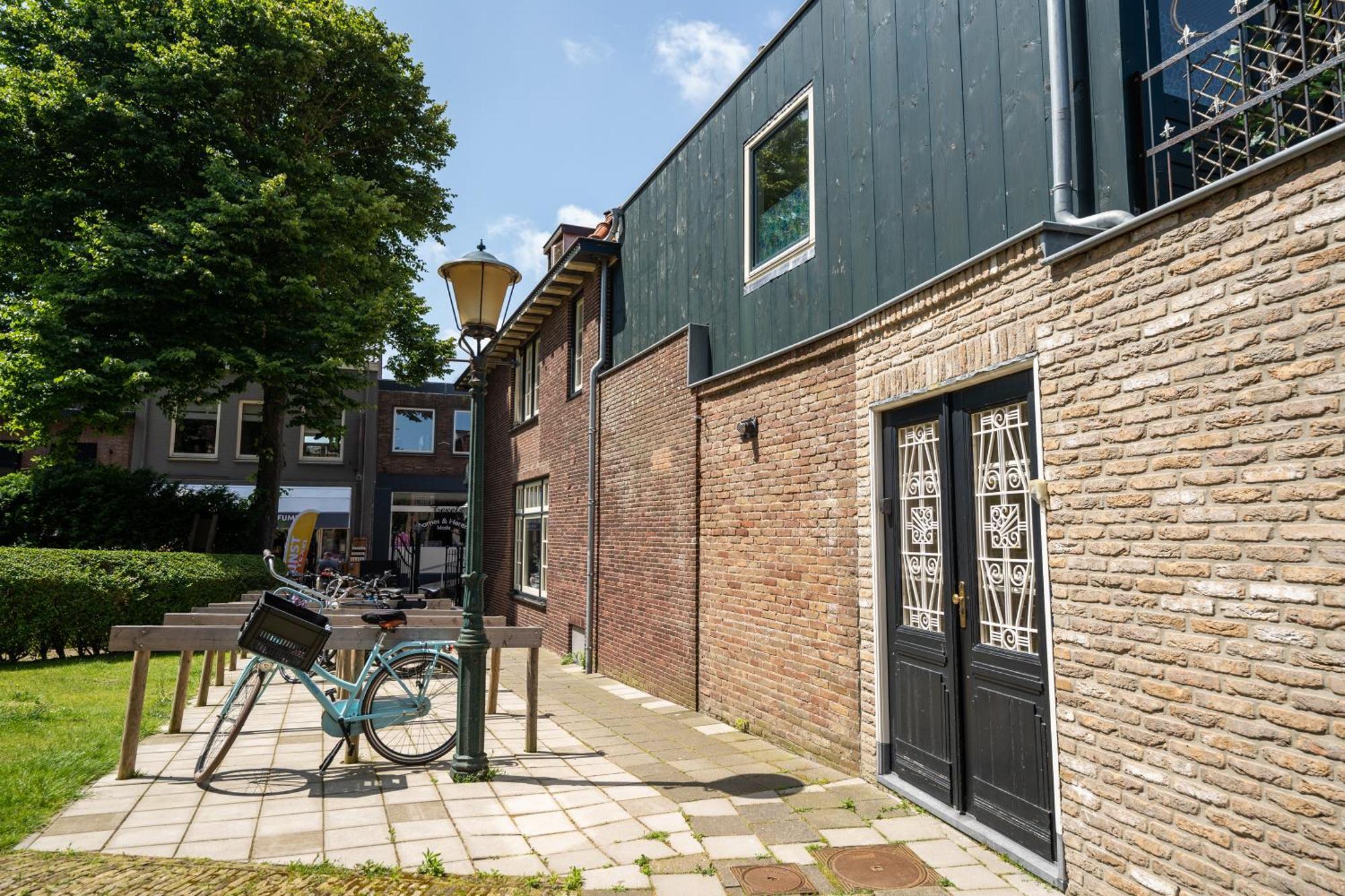 Studio Augusta Den Burg Luaran gambar